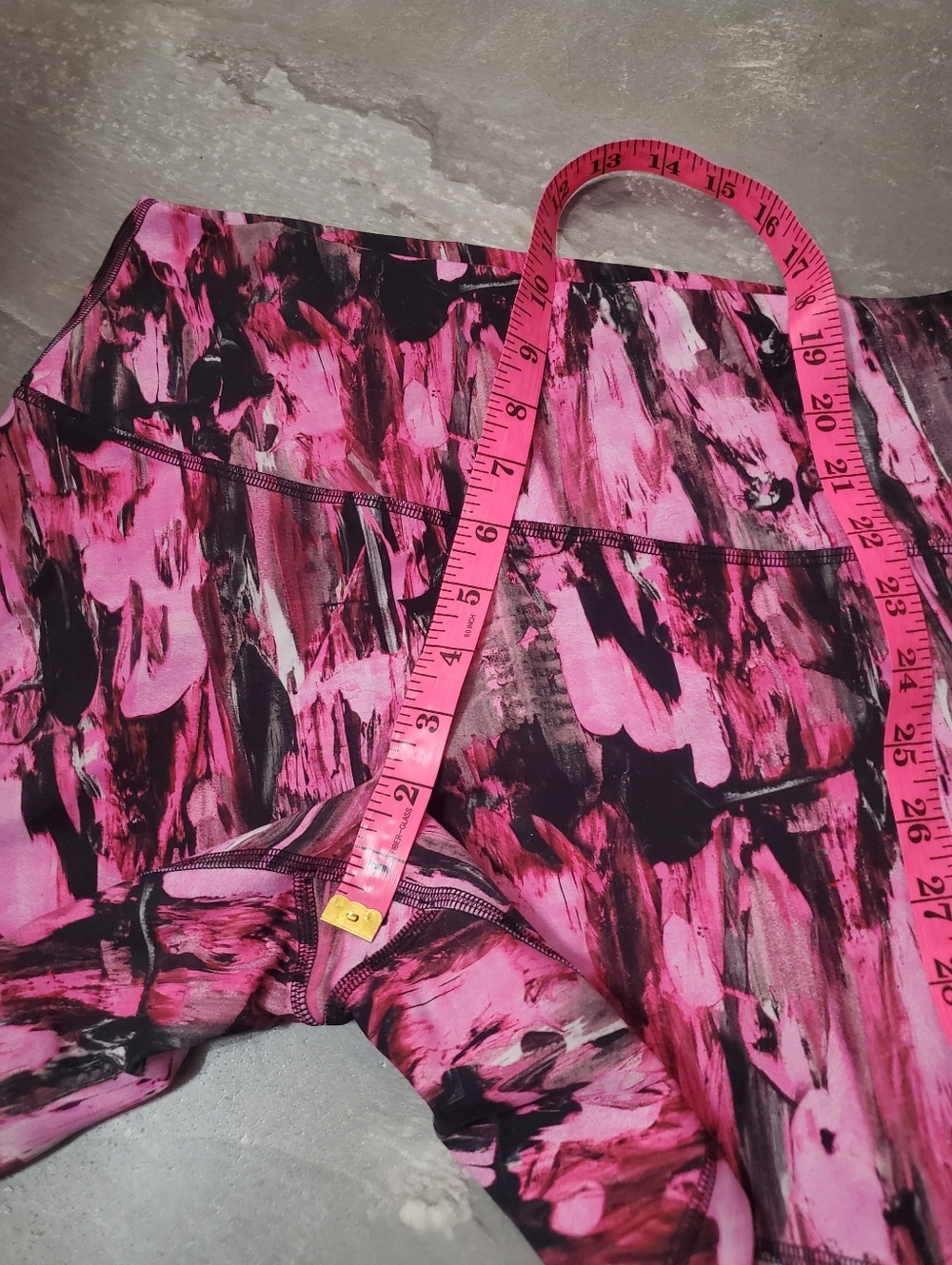 Lululemon Wunder Train High-Rise Short 6". Incentive Refresh Multi. Pink Size 10 - Picture 9 of 10